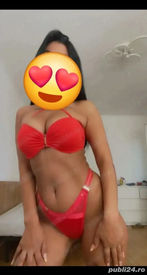 nouă la tine in oras puștoaică de 20 de ani fac si deplasari 