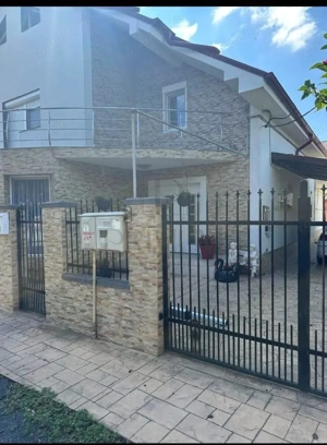 Casa individuala superba - mobilat utilat - posibilate afacere service - asfalt