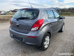 Hyundai i 20 benzina Model 2015 - imagine 3