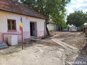 Vand casa cu 4 camere - imagine 2