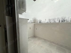 Garsoniera Lipovei langa Iulius Town etaj 1 cu balcon amenajata - imagine 7