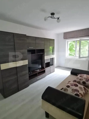 Inchiriez apartament 3 camere | decomandat | zona Palas Mall