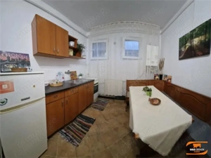 Apartament 1 camera Complex Studentesc CENTRALA PROPRIE - imagine 2