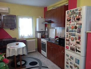 Apartament 2 camere decomandat-zona Horea (Progresul) Deva