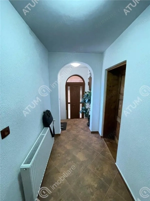 Apartament la casa cu 2 camere decomandate in zona Gusterita din Sibiu - imagine 8