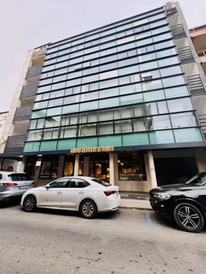 OPORTUNITATE! Spatiu in Dorobanti, Yield 7.5, Stradal, Expunere Generoasa