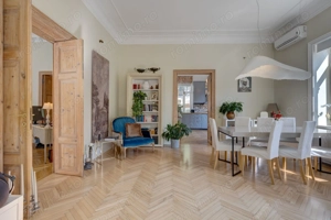 BIJUTERIE ISTORICĂ SI RAR DE VANZARE in zona ARMENEASCA