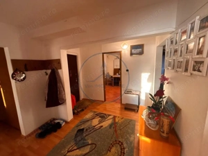  Apartament 4 camere de vânzare – Calea Moldovei - imagine 2