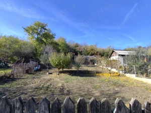 Casă de vânzare într-o zonă liniștită și vecini minunați - imagine 3