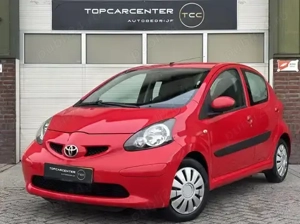 Toyota Aygo Rosu nichel