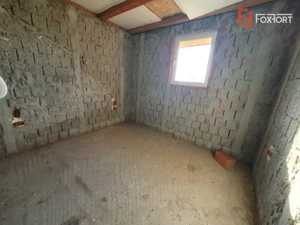 Casa individuala cu 5 camere si 2 bai, Central Jebel - imagine 18