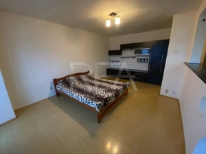 Garsoniera spatioasa Jumbo Center