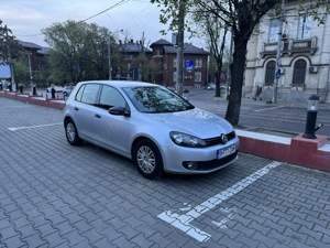 Vând Golf 6 1.4 MPI 80 CP 5 trepte an de fabricație 2010 unic proprietar 83.000 km - imagine 4