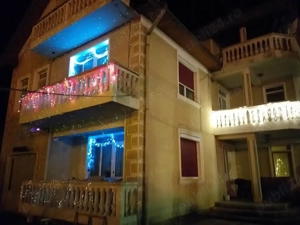 Imobil la colț de stradă (Vilă) Roman, Bd Republicii 