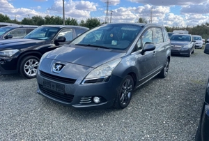Peugeot 5008, 2.0 diesel, 7 locuri,  navi, head-up display, panoramic