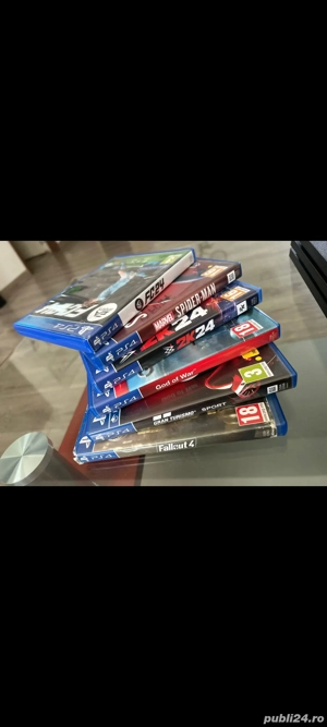 PS4 cu jocuri incluse   Stare excelentă   Ideal de Crăciun - imagine 5