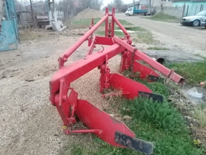 Vând tractor U650 cu utilaje  - imagine 9