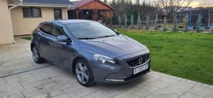 Volvo V40 Model R-Design - imagine 2