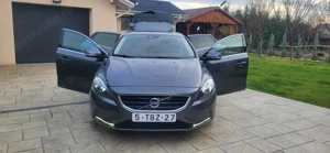 Volvo V40 Model R-Design - imagine 4