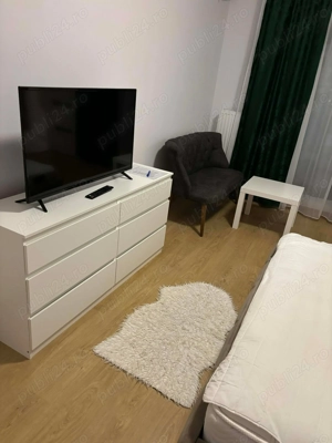 Proprietar inchiriez garsoniera mare 43 mp Exigent Plaza Residence - imagine 2