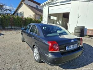 Toyota Avensis 1.8 VVT-i, 2003   Fiabilă, Km reali, Întreținută - imagine 3