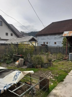 Casa batraneasca - imagine 8