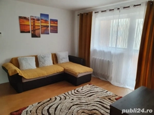 Inchiriez apartament 2 cam Piata Cetate