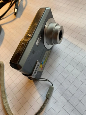 Camera foto digitala Benq DC E720 - imagine 3