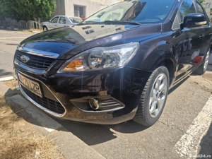 Ford Focus benzina 1.6 2011 - imagine 2