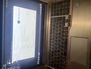 Se vinde laptop Fujitsu 32gb RAM i7 6600u 250gb mem int 700lei