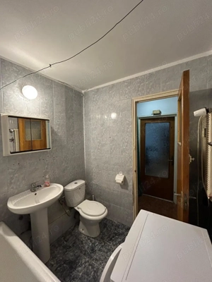 Proprietar vand ap. 3 camere  Sos.Pantelimon vis-a  vis de Biserica Capra - imagine 8