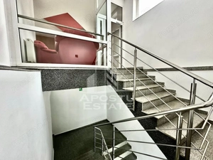 Spatiu Comercial/Birouri de Inchiriat In zona UTA langa Penny, Ared - imagine 18