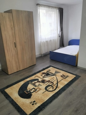 Închiriez garsonieră  - imagine 2