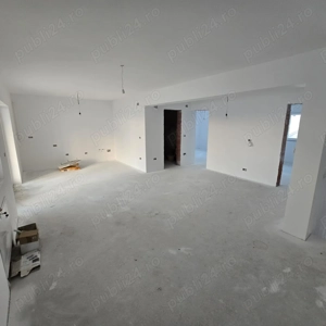 De vanzare apartament 3 camere, semifinisat - imagine 3