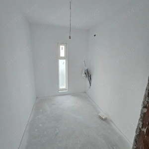 De vanzare apartament 3 camere, semifinisat - imagine 4