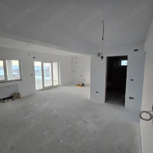 De vanzare apartament 3 camere, semifinisat - imagine 6