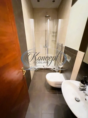 Apartament spatios si deosebit in zona Ultracentrala - imagine 13
