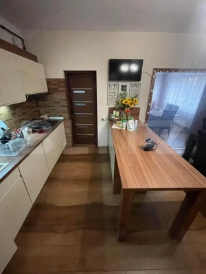 Casa 3 dormitoare de vanzare, 200 mp, teren 252mp, zona Semicentral - imagine 10