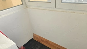 Vand apartament 2 camere decomandat in Deva, zona Micro 15, situat pe mijloc, semimobilat - imagine 2