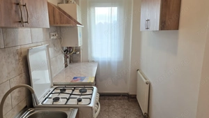 Vand apartament 2 camere decomandat in Deva, zona Micro 15, situat pe mijloc, semimobilat - imagine 13