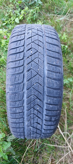225 40 19 PIRELLI 