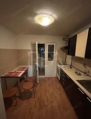 3 camere 4/8, bloc 1982, 70 mp-Gorjului-50m metrou - imagine 6