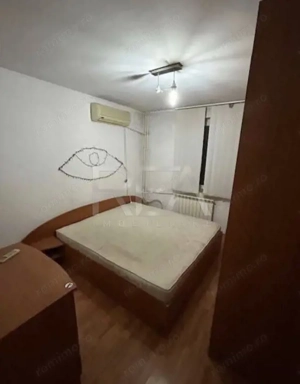 3 camere 4/8, bloc 1982, 70 mp-Gorjului-50m metrou - imagine 2