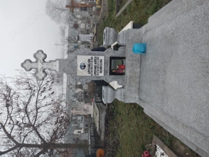 Monumente funerare (cavouri) - imagine 3