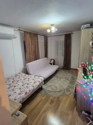 Garsoniera 42mp - Metrou 1 Decembrie - Etaj Intermediar