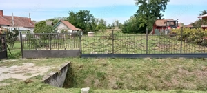 Teren intravilan de vanzare