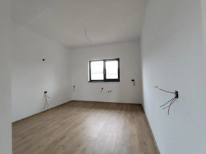 Casa noua de vanzare, nivel parter, living generos si 3 dormitoare - imagine 9