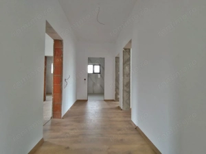 Casa noua de vanzare, nivel parter, living generos si 3 dormitoare - imagine 5