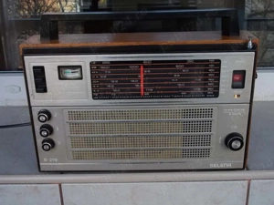 Radio SELENA B-216 portabil,vintage 1987 rusesc Ussr,Urss,Csi 