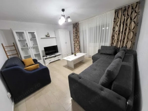 Inchiriez apartament decomandat cu 3 camere in Zona Girocului, et.2, suprafata utila de 71mp.